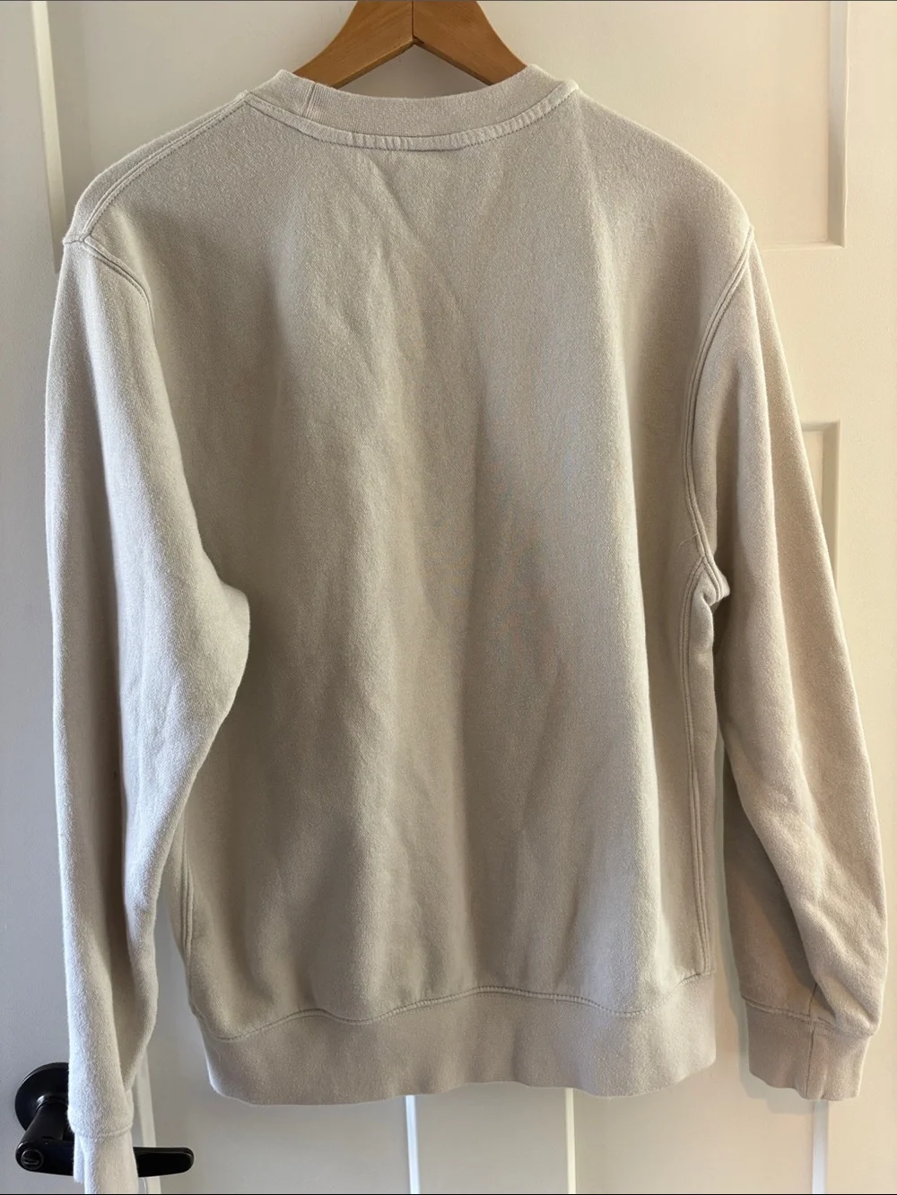 Nike Crewneck Sweatshirt in Light Beige with White Logo - Picture 4 of 6